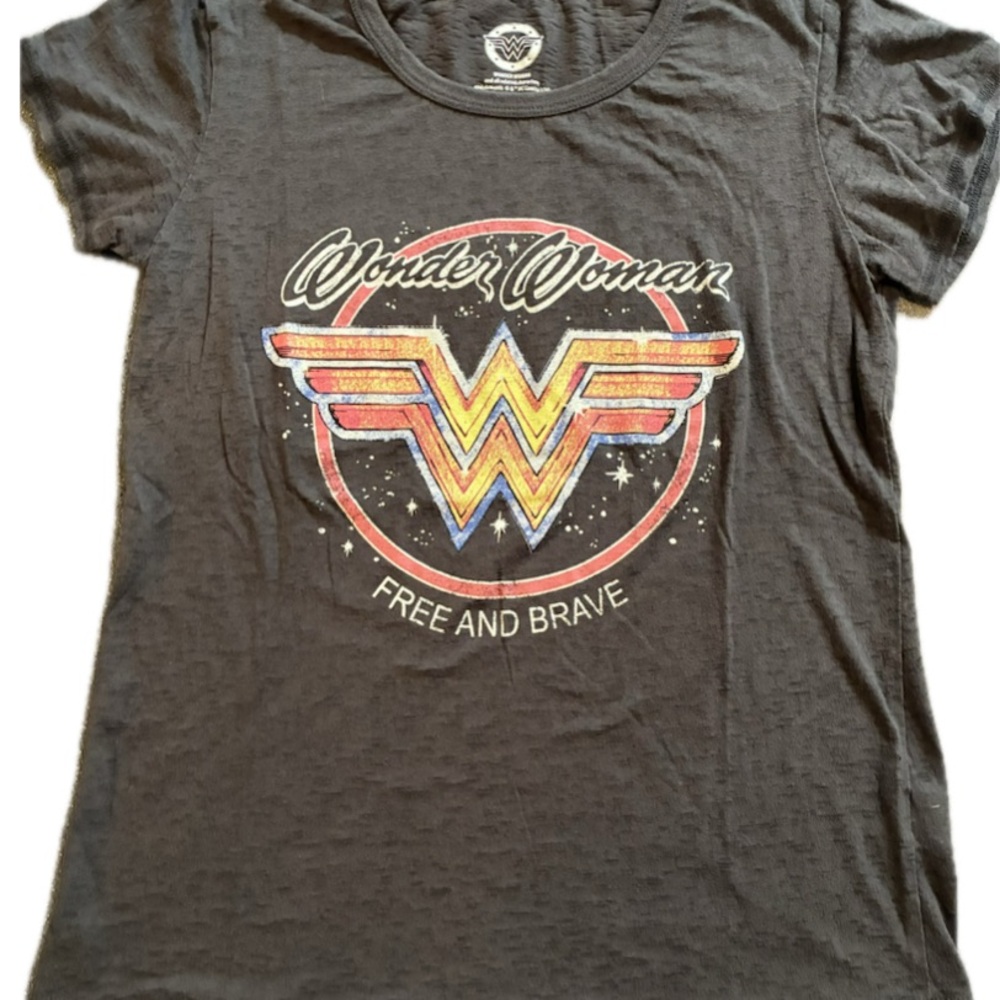 Wonder Woman Graphic T-Shirt